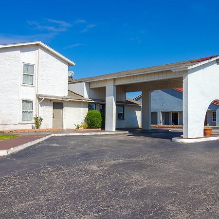 Studio Inn Extended Stay Oklahoma City Airport By Oyo Luaran gambar