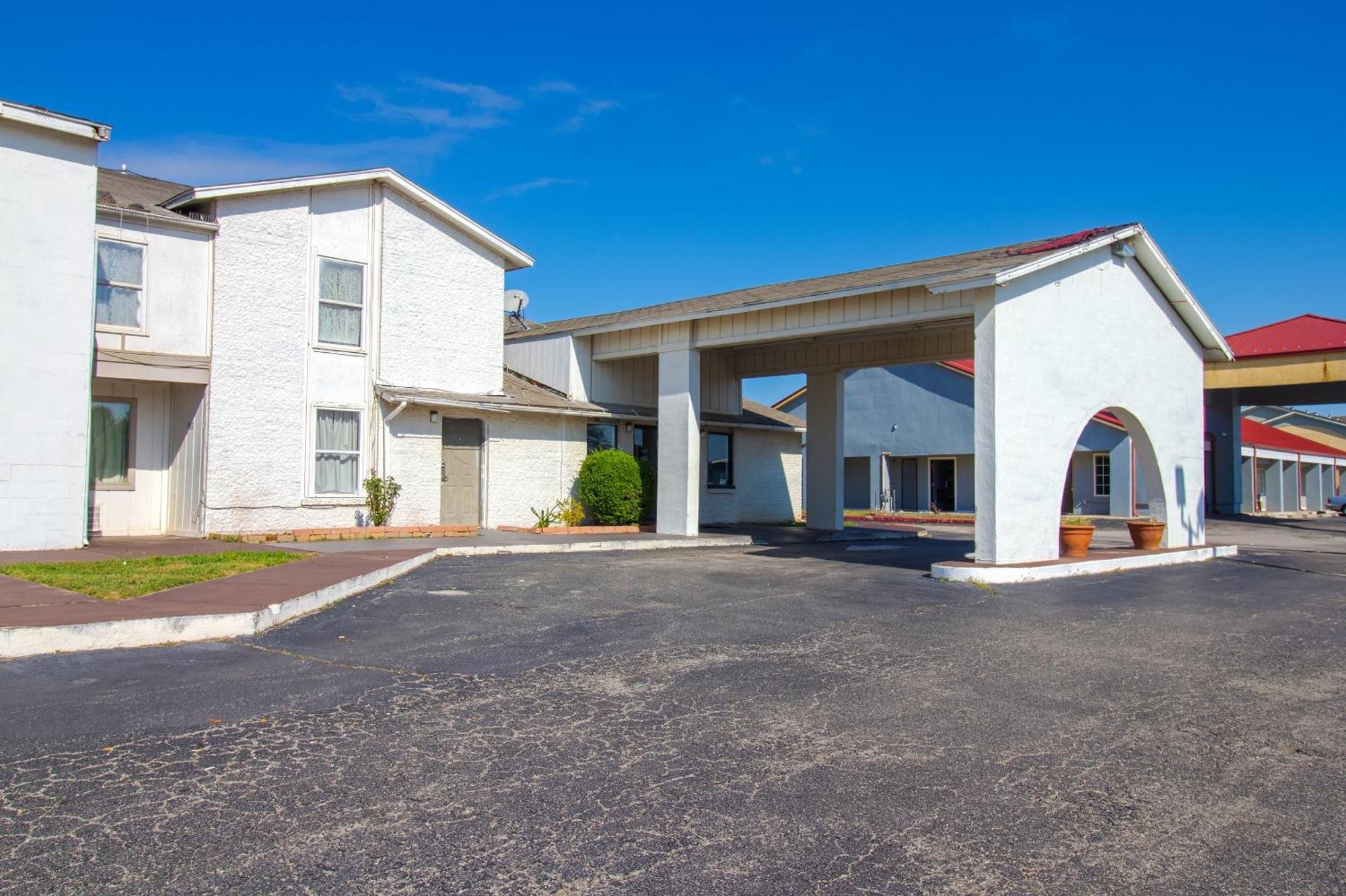 Studio Inn Extended Stay Oklahoma City Airport By Oyo Luaran gambar