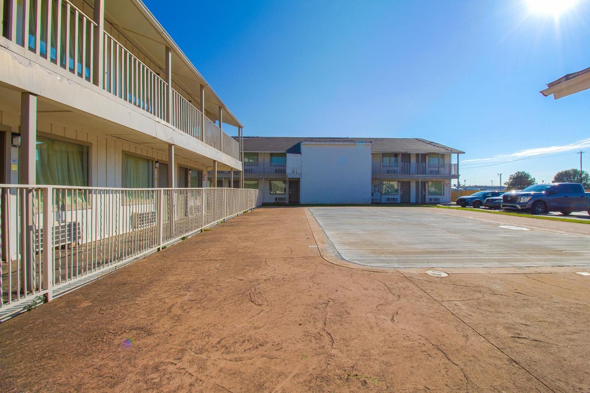 Studio Inn Extended Stay Oklahoma City Airport By Oyo Luaran gambar