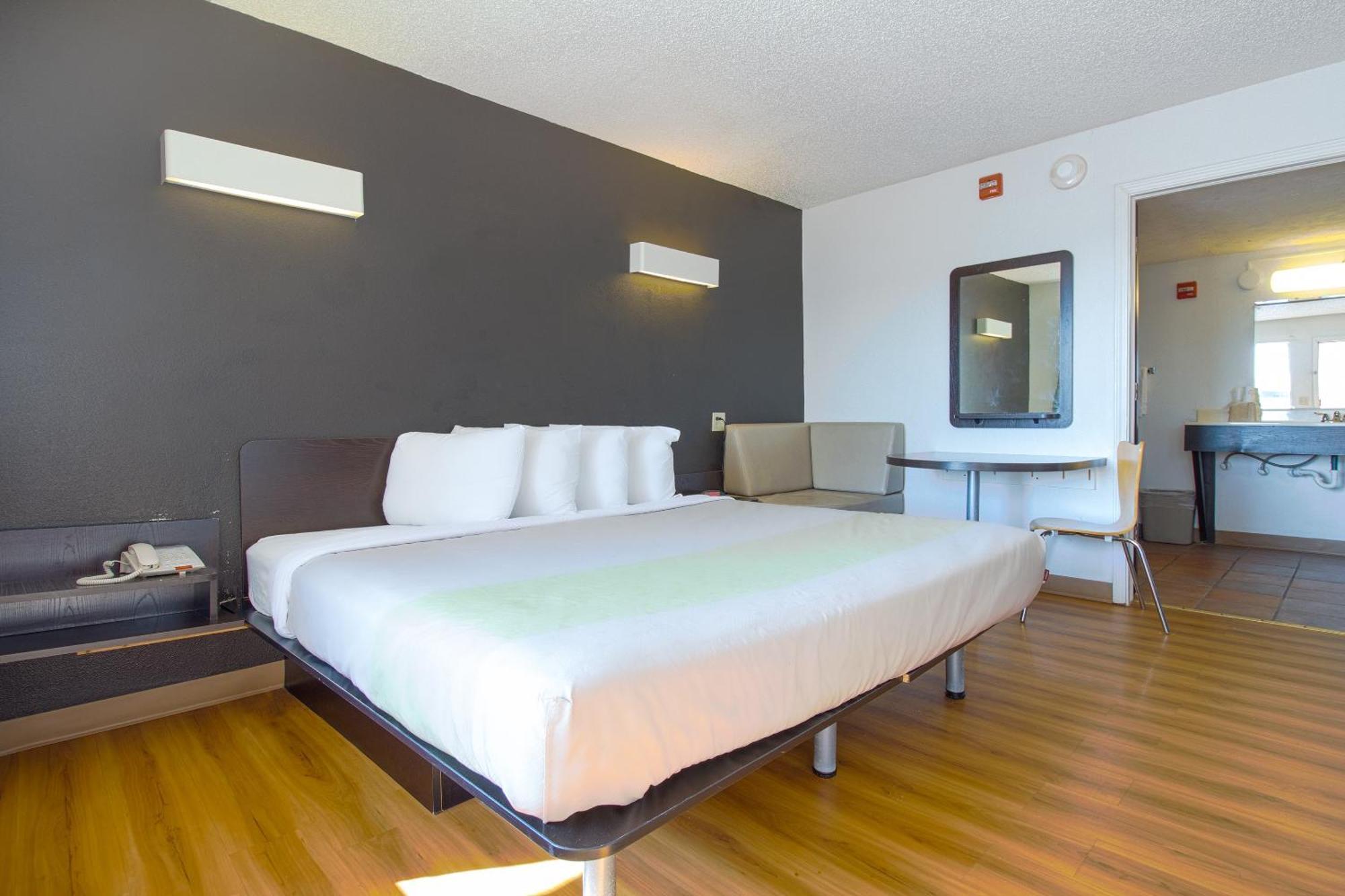 Studio Inn Extended Stay Oklahoma City Airport By Oyo Luaran gambar