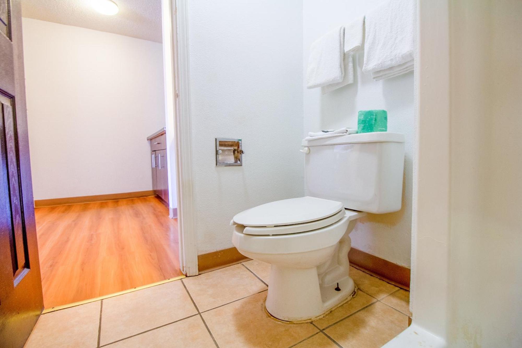 Studio Inn Extended Stay Oklahoma City Airport By Oyo Luaran gambar