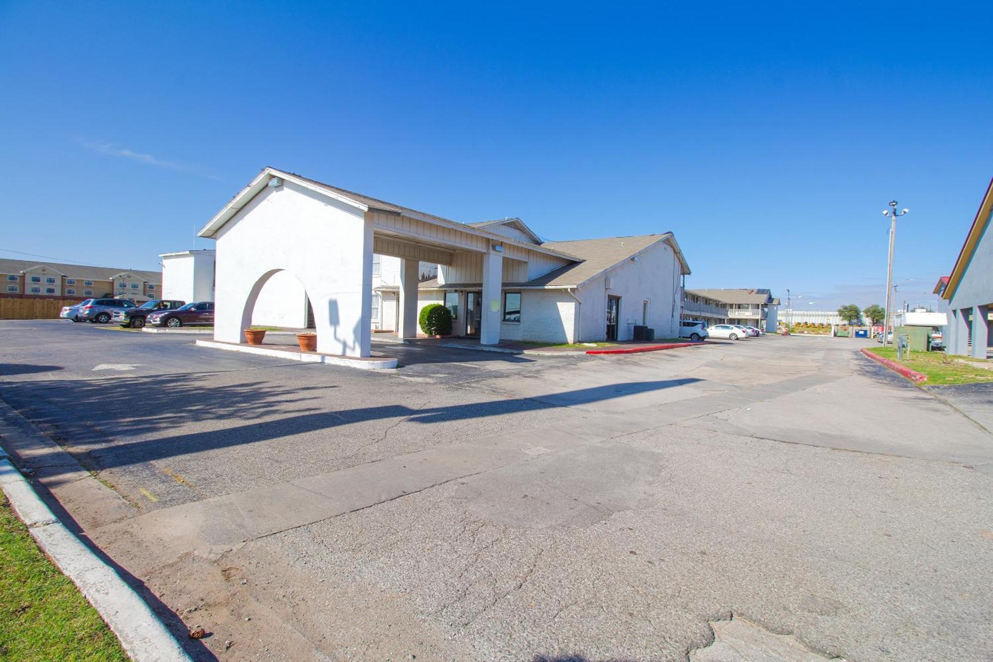 Studio Inn Extended Stay Oklahoma City Airport By Oyo Luaran gambar