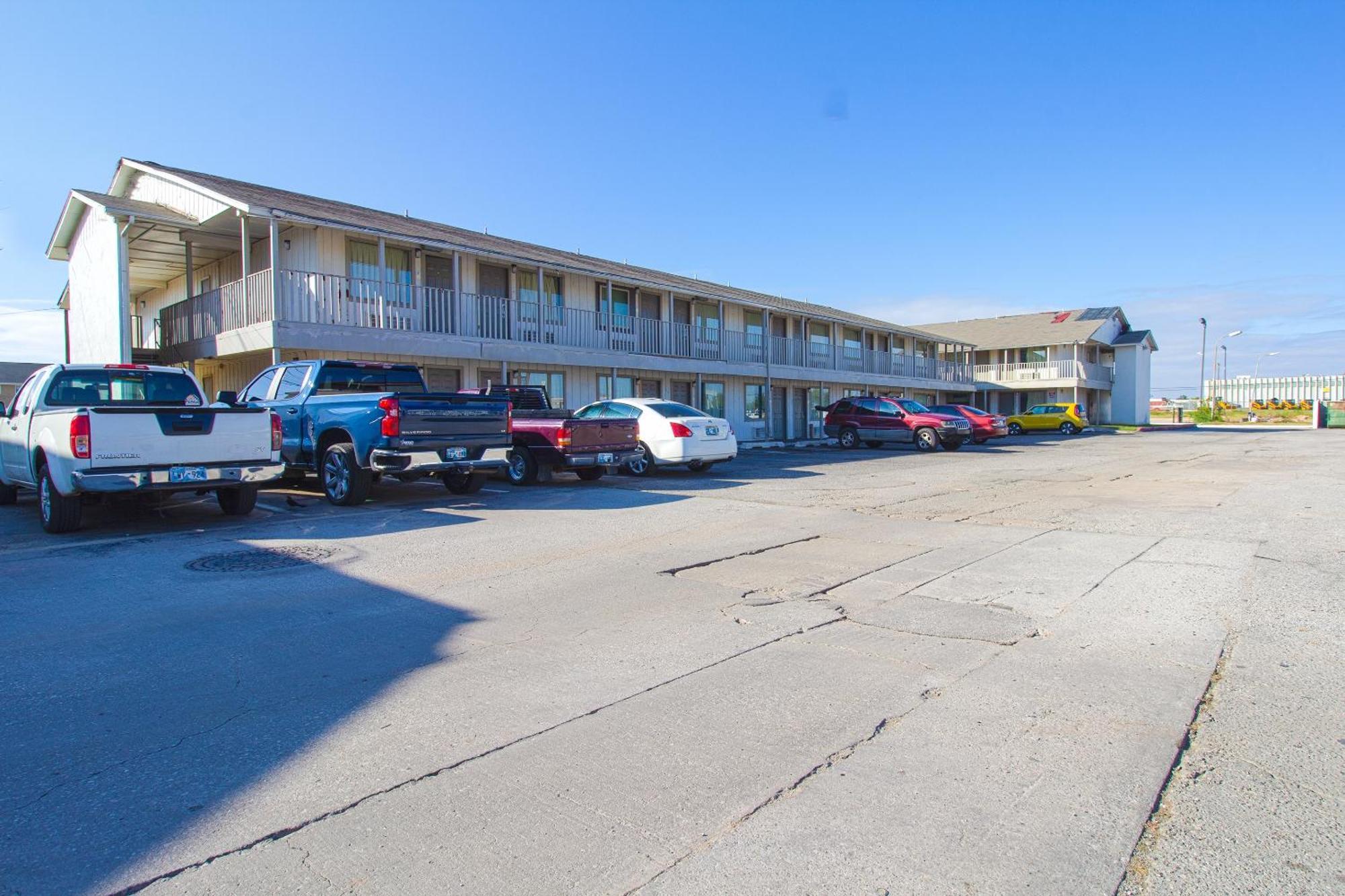 Studio Inn Extended Stay Oklahoma City Airport By Oyo Luaran gambar