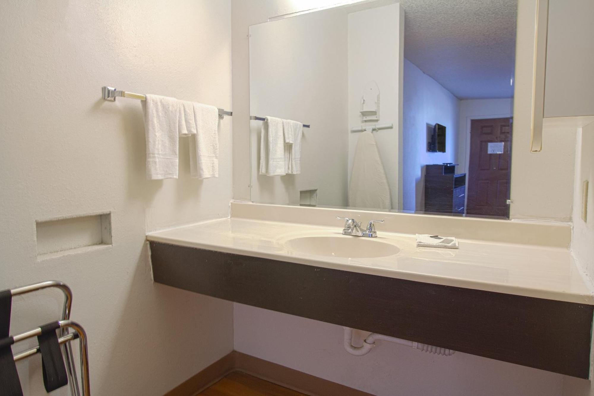 Studio Inn Extended Stay Oklahoma City Airport By Oyo Luaran gambar