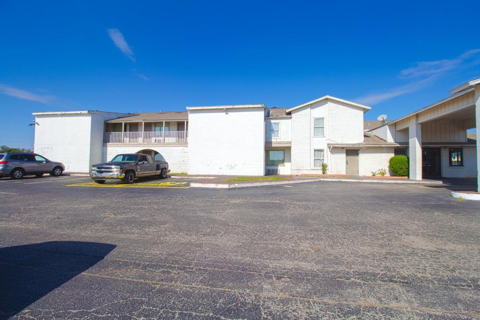 Studio Inn Extended Stay Oklahoma City Airport By Oyo Luaran gambar